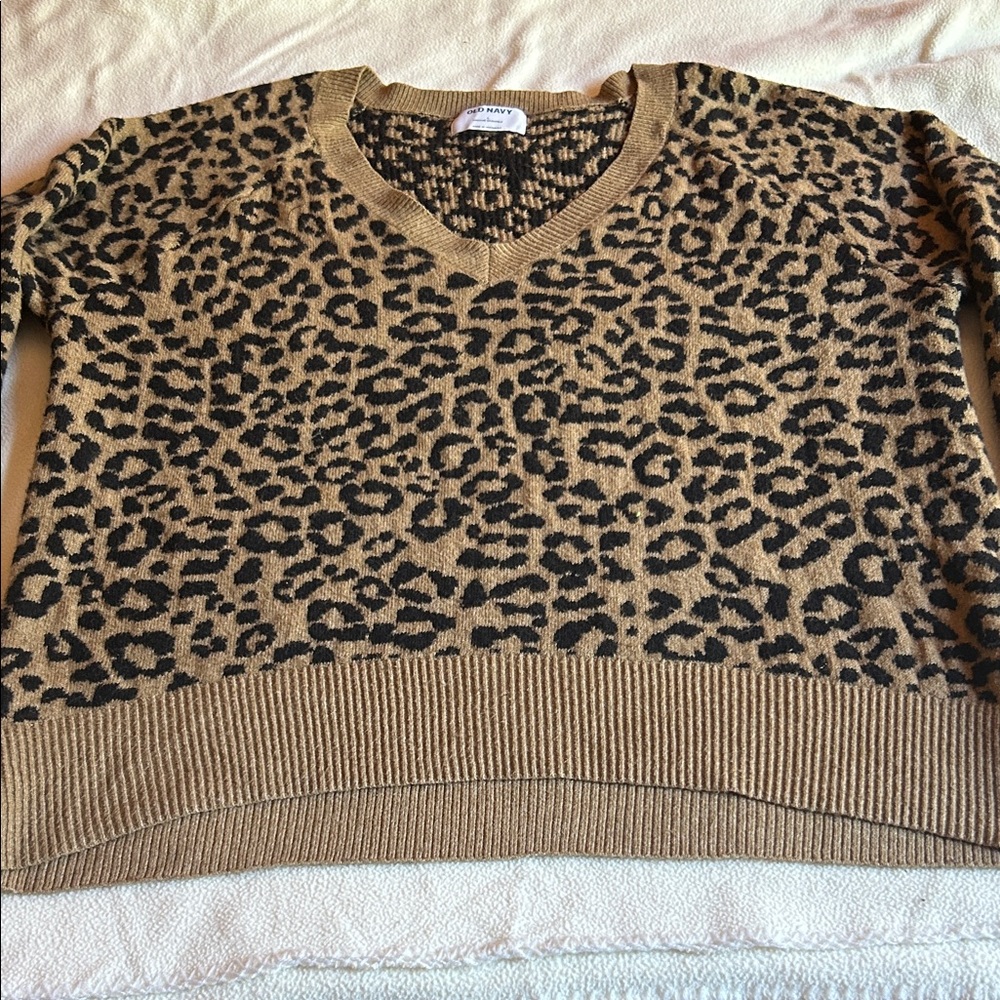 Old Navy Tan and Black V-Neck Sweater